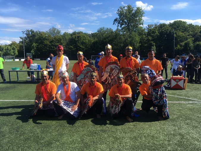 Djaran Kepang-dansers met gevlochten paarden